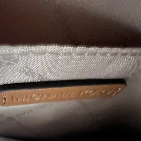 MICHAEL KORS JET SET BROWN MULTI EAST WEST AIRPLANES CROSSBODY BAG - Picture 4 of 9